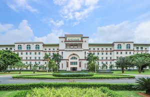 Trường đại học Tân Tạo có quy mô lớn nhất tỉnh Long An
